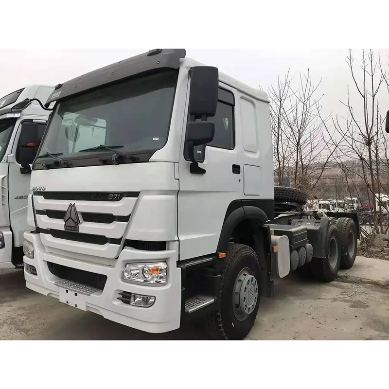 Sinatruk Traktor