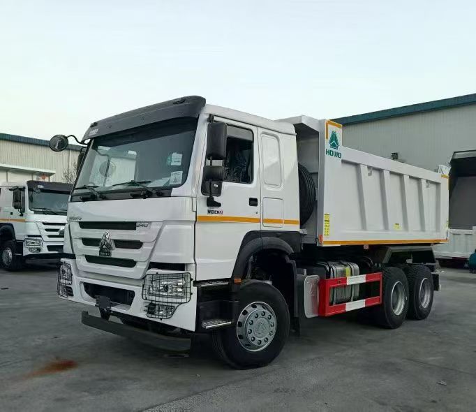 SINOTRUK HOWO Muldenkipper Lastkraftwagen
